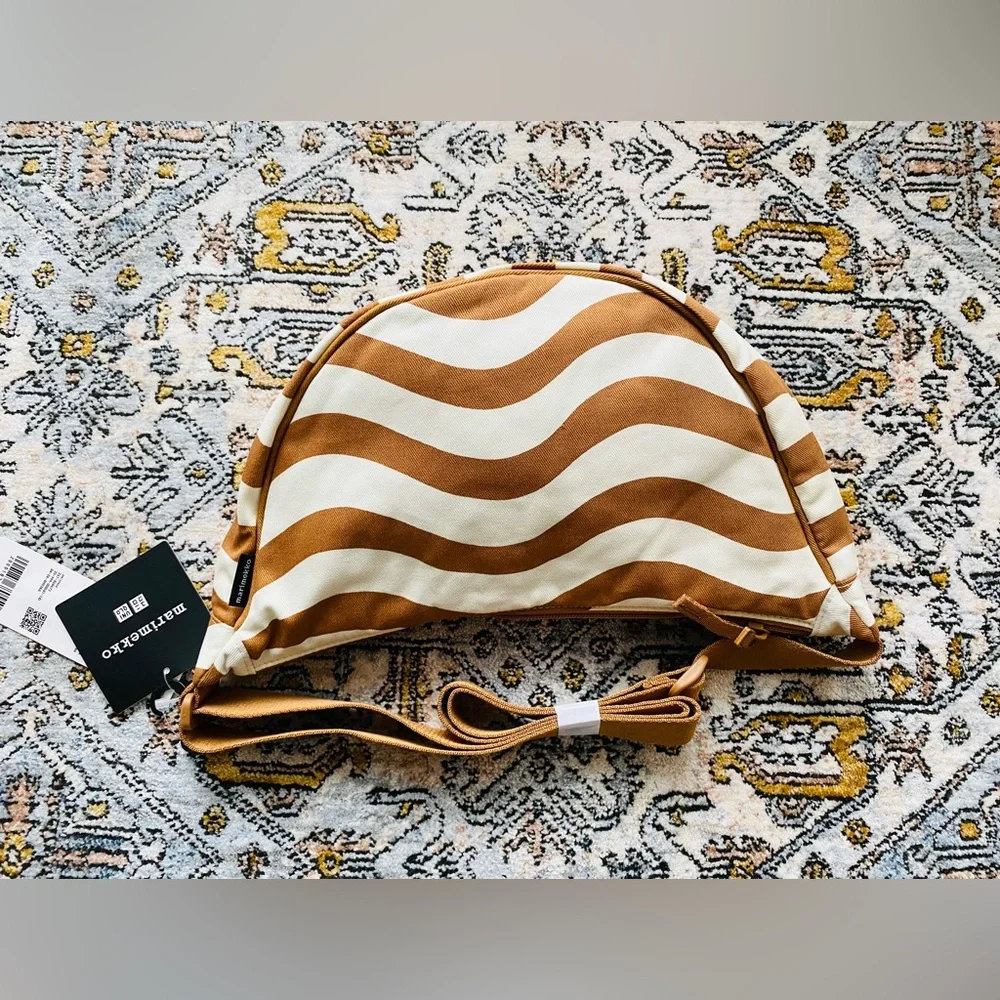 Marimekko x Uniqlo Shoulder Bag - Picture 2 of 12